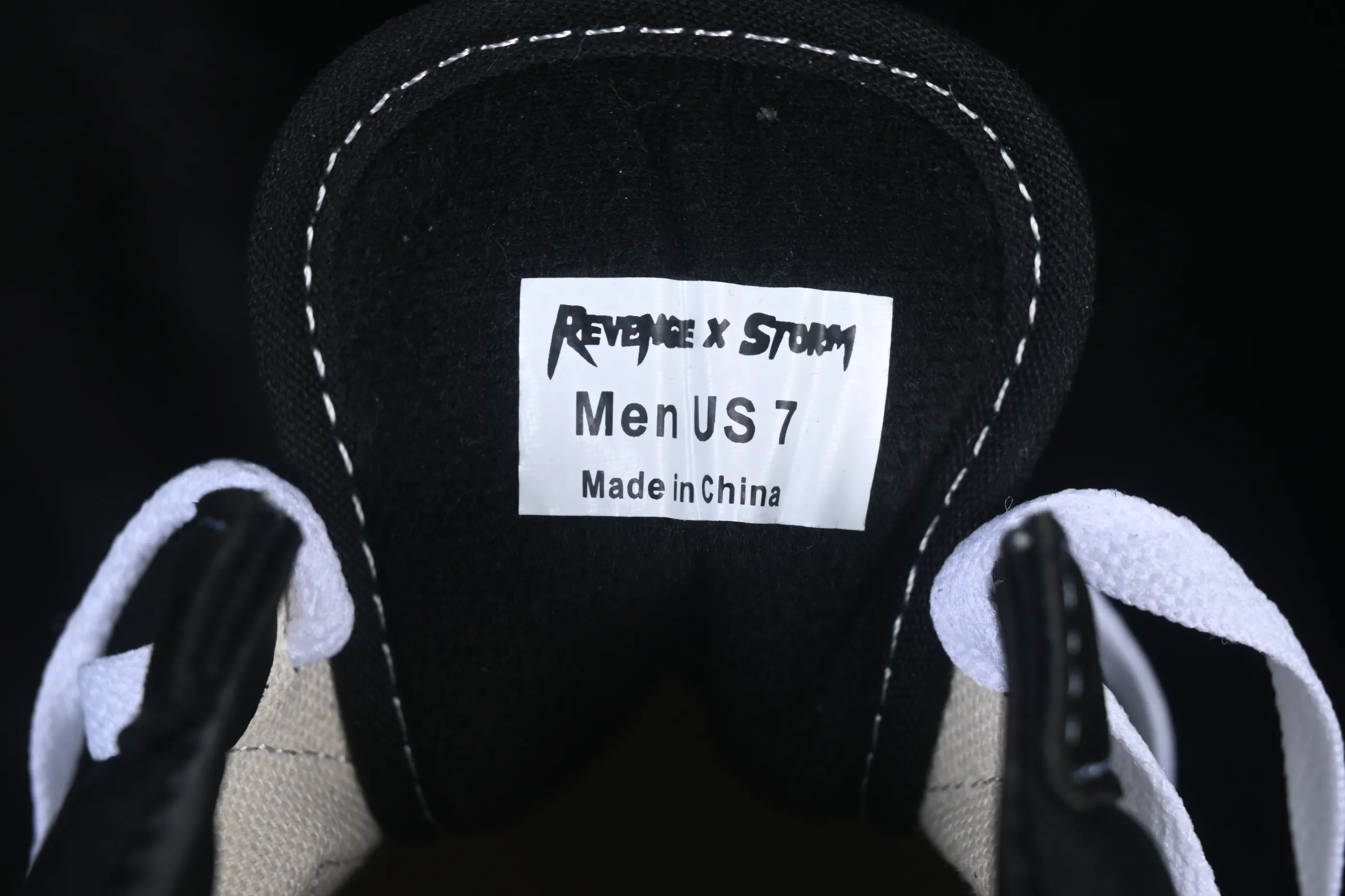 All categories Vans Vans series Vans Low Vans low-top Revenge x Storm Old Skool Lightning joint low-top casual sneakers black and white